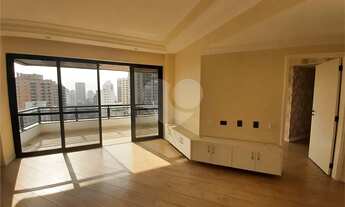 Imagem 2: Apartamento com 220m2 para Venda ou Locação na Rua Francisca Julia, Santana