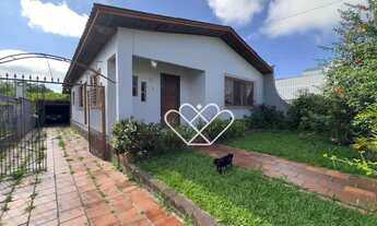 Imagem: Casa Ampla com 3 Quartos e Pátio Grande