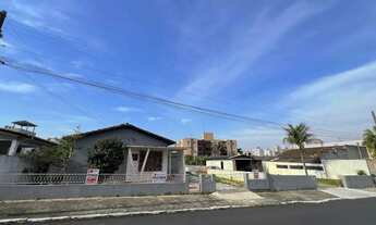 Imagem: Terrenos com Casa à venda em Santa Bárbara