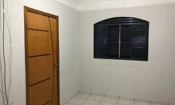 Imagem 3: Casa com piscina de 3 quartos reformada no CPA