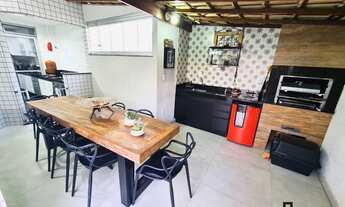 Imagem 4: Área Privativa sobre Pilotis Reformada com Armários Planejados - BH - Itapoã - 3 quartos