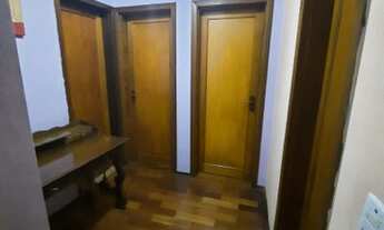 Imagem 5: Casa para venda possui 250 metros quadrados com 3 quartos em Parque Continental - São Paul