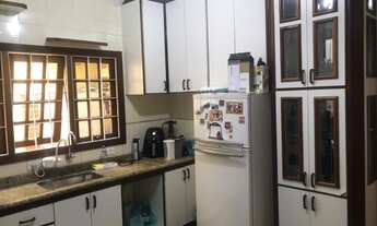 Imagem 2: Sobrado para aluguel e venda tem 159 metros quadrados com 3 quartos