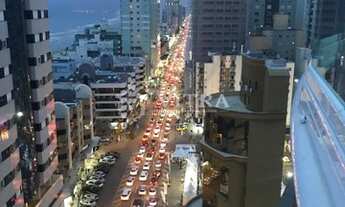 Imagem 7: Seu amplo apartamento FRENTE AVENIDA ITAPEMA/SC