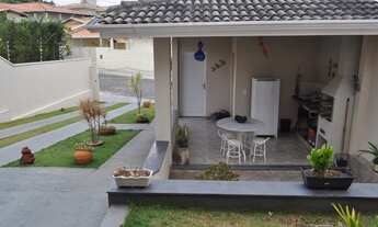 Imagem 3: Casa de condomínio térrea para venda tem 200 metros quadrados com 3 quartos