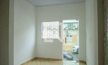 Imagem 2: Casa para Aluguel - Parque Dez de Novembro, 2 Quartos, 50 m2