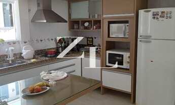 Imagem: Casa com 4 Quartos Edicula em Capoeiras