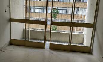 Imagem 2: Excelente apoartamento com 2 quartos na rua da Consolação lado dos jardins com uma vaga na