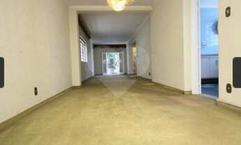 Imagem 2: Imperdível Casa em Jd Europa com 340m² 3dorms 1 suíte 4 vagas