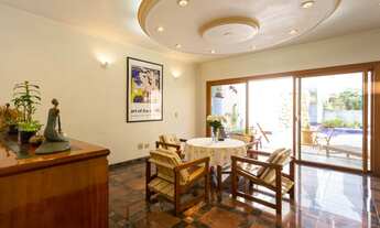 Imagem: Luxuoso Sobrado de 464m², próximo ao Hospital