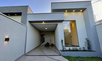 Imagem: Casa com piscina em Aparecida de Goiânia