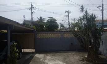 Imagem 4: Casa linear à venda em Bangu, quintal amplo, varanda e 2 vagas - Rio de Janeiro/RJ