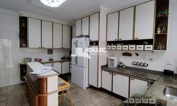 Imagem 3: Sobrado a venda com 150m² , 04 dormitórios e 02 vagas