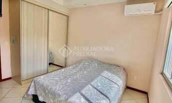 Imagem 7: FLORIANóPOLIS - Casa Padrão - Campeche