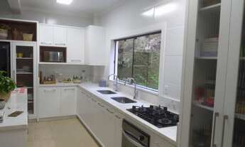 Imagem 6: Sítio com uma casa estilo europeu (Neo Provencial), alto padrão, toda reformada e com móve