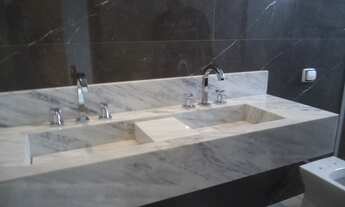 Imagem 5: Sobrado para venda possui 198 metros quadrados com 3 quartos em Parque São Domingos - São