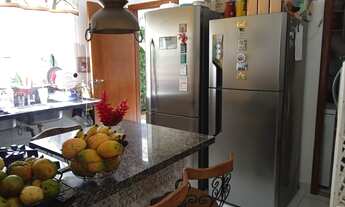 Imagem 6: Casa de condomínio para venda com 220 metros quadrados com 4 quartos