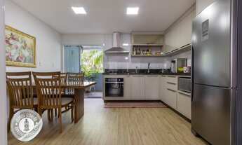 Imagem: Sobrado de canto no bairro Fortaleza!