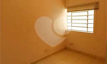 Imagem 5: Casa Comercial em Santana com 1 vaga para locação