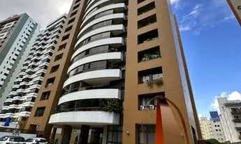 Imagem 3: Apartamento para aluguel e venda possui 143 metros quadrados com 4 quartos em Pituba - Sal