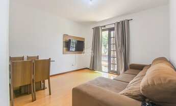 Imagem 5: Casa para venda com 214 metros quadrados com 2 quartos em Água Verde - Curitiba - PR