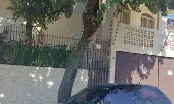 Imagem: Casa para aluguel tem 203 m² com 8 salas