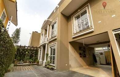 Imagem 2: Sobrado com 5 dormitórios à venda, 220 m² por R$ 900.000 - Xaxim - Curitiba/PR