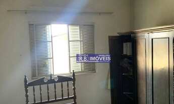 Imagem 9: Casa com 3 Quartos e 1 banheiro à Venda, 250 m² por R$ 630.000