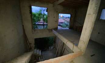 Imagem 7: Casa em construção em ótima localização