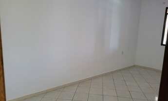 Imagem 3: Casa espaçosa, com 2 quartos e um banheiro