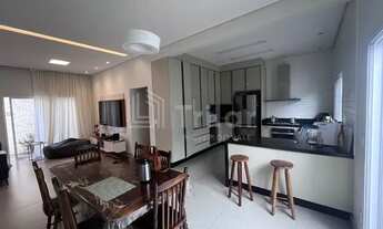 Imagem 2: Casa Condomínio - Urbanova - Residencial Portal da Serra - 4 Dormitórios - 200m²