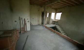 Imagem 4: Casa em construção em ótima localização