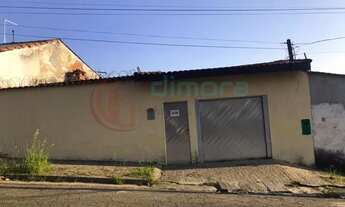 Imagem 2: Casa para Venda em Mogi das Cruzes, Alto da Boa Vista, 2 dormitórios, 1 banheiro, 3 vagas