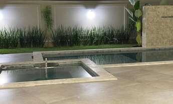 Imagem 7: Casa de esquina no condomínio Florais Itália estilo neoclássica - Cuiaba - MT