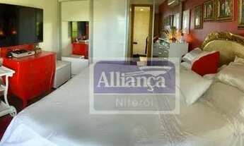 Imagem 5: Cobertura triplex! 4 suítes, 2 vagas de garagem! Espetacular vista para o mar!