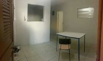 Imagem 2: KitNet no Alecrim para alugar