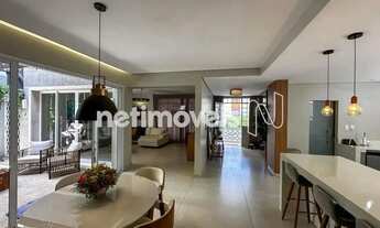 Imagem: Casa ampla e reformada no Colégio Batista