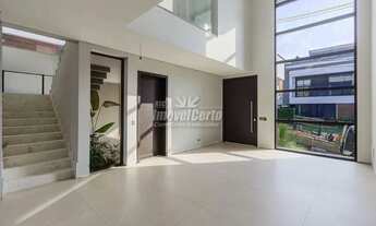 Imagem 5: Belíssima Casa no Condomínio GreenVillage em Santa Felicidade - Curitiba/PR