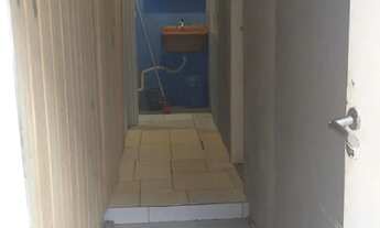 Imagem 2: Quarto mobiliado