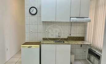 Imagem 4: Sala comercial/ escritório semimobiliada, com 27,95m², para alugar na rua XV de Novembro