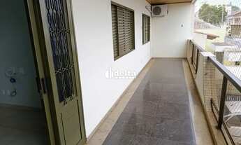 Imagem 5: Apartamento com 3 quartos sendo 1 suíte disponível para locação no bairro Centro em Uberlâ