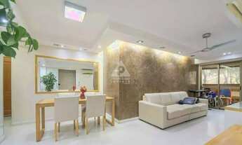 Imagem 6: Apartamento no Catete Reformado de 2 Quartos com Suíte e Varanda, vaga na escritura!