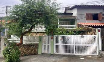 Imagem 5: JO646A - Excelente casa com 3 quartos (reversível para 4) com 244 m² em São Francisco - Ni