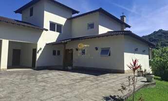 Imagem 3: Casa para Venda em Teresópolis, Green Valley, 4 dormitórios, 1 suíte, 2 banheiros, 2 vagas