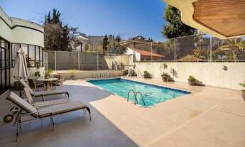 Imagem 5: CASA À VENDA COM 5 SUÍTES NO JARDIM SCHAFFER EM CURITIBA