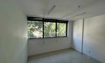 Imagem 2: Sala comercial na Desembargador Izidro, Tijuca In offices