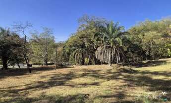 Imagem 3: Terreno à venda no Aldeia do Vale com 10.250 m², plateau amplo e vista panorâmica