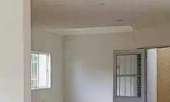 Imagem 2: Sobrado no Pinheirinho com 3 Quartos - Condomínio Fechado - R$680mil