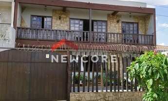 Imagem 2: Sobrado em Rua Vicente Pereira de Miranda - Pacaembu - Londrina/PR