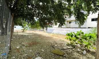 Imagem 2: Lote de esquina no Jardim América, ao lado do bar do Kuka